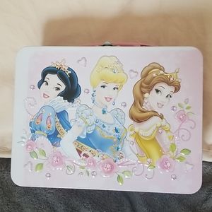 Disney carryalong or lunch tote